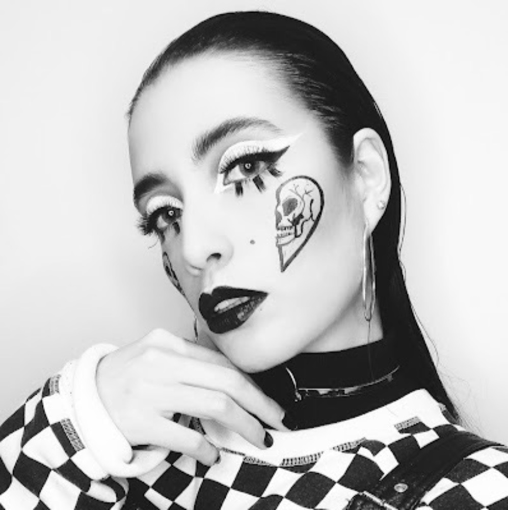 Meet your Posher, Helena